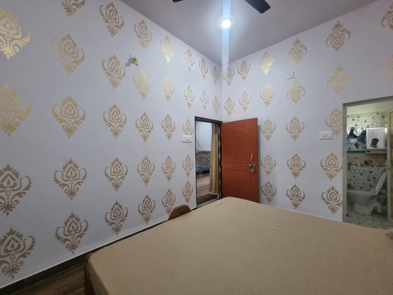 GARDEN VIEW ROOM